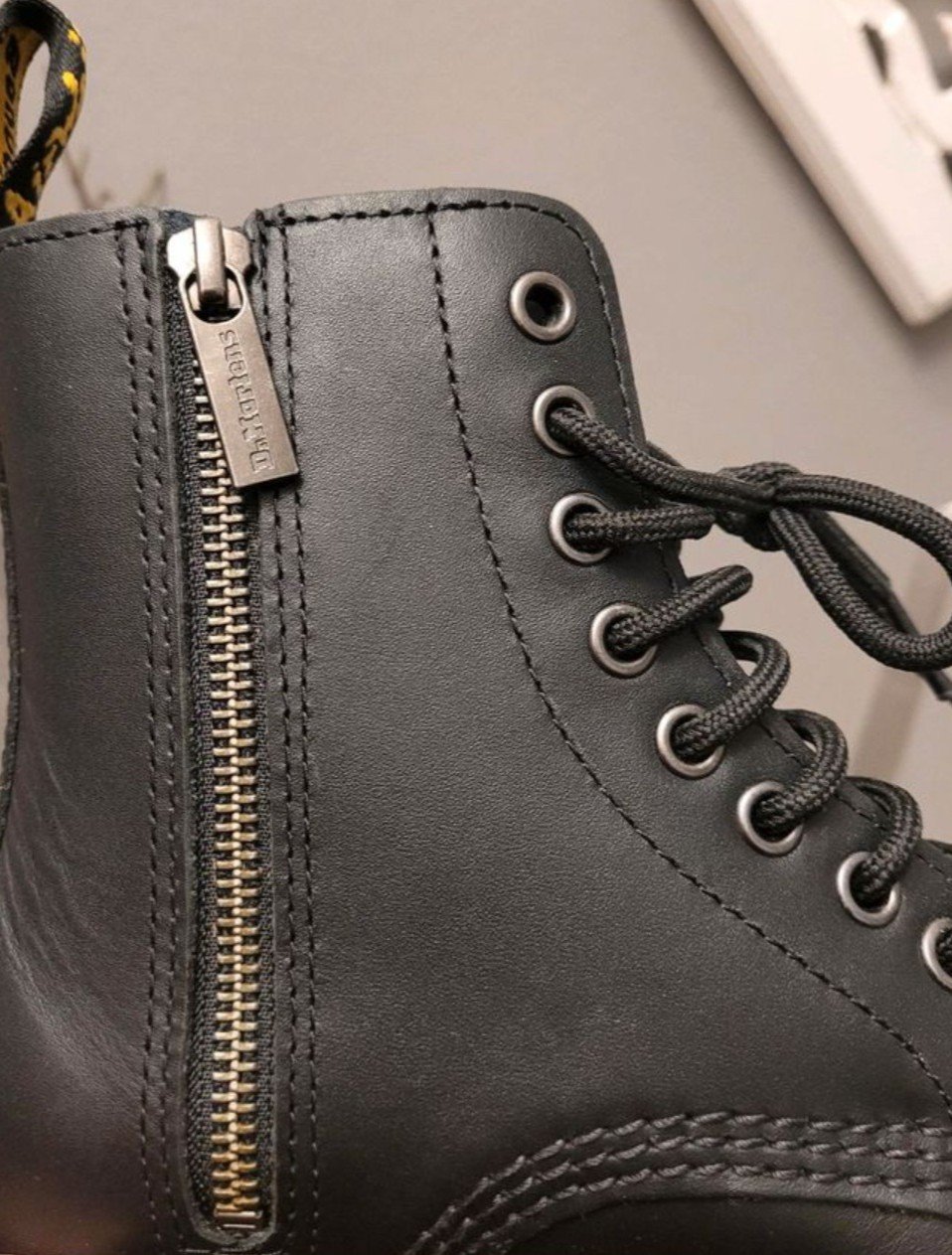Ein weiteres Paar dog martens Damen Schuhe