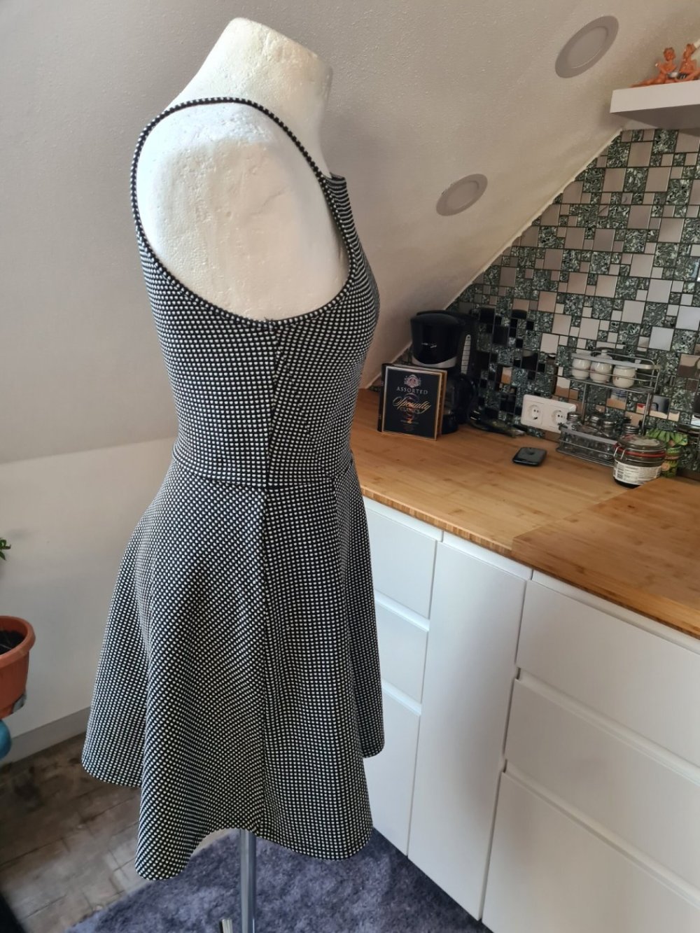 Minikleid KAro Gr. XS bügelfrei Skaterrock schwarz/weiß