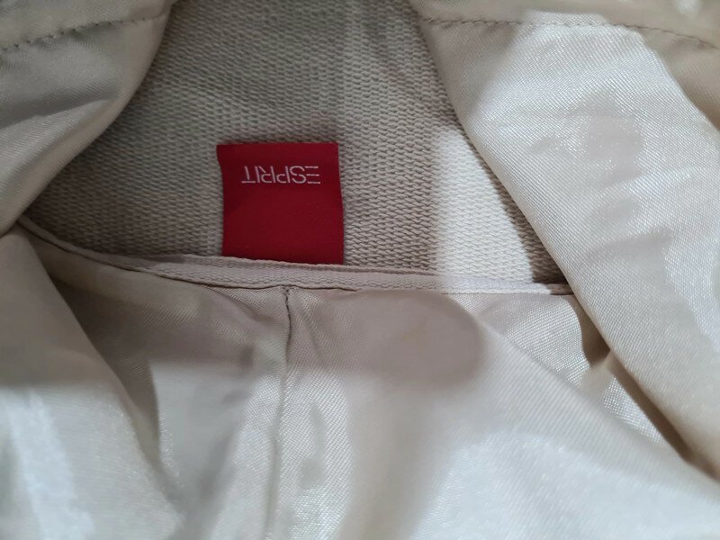 Sweater Esprit Gr. M (36-38) kurz geschnitten beige / creme