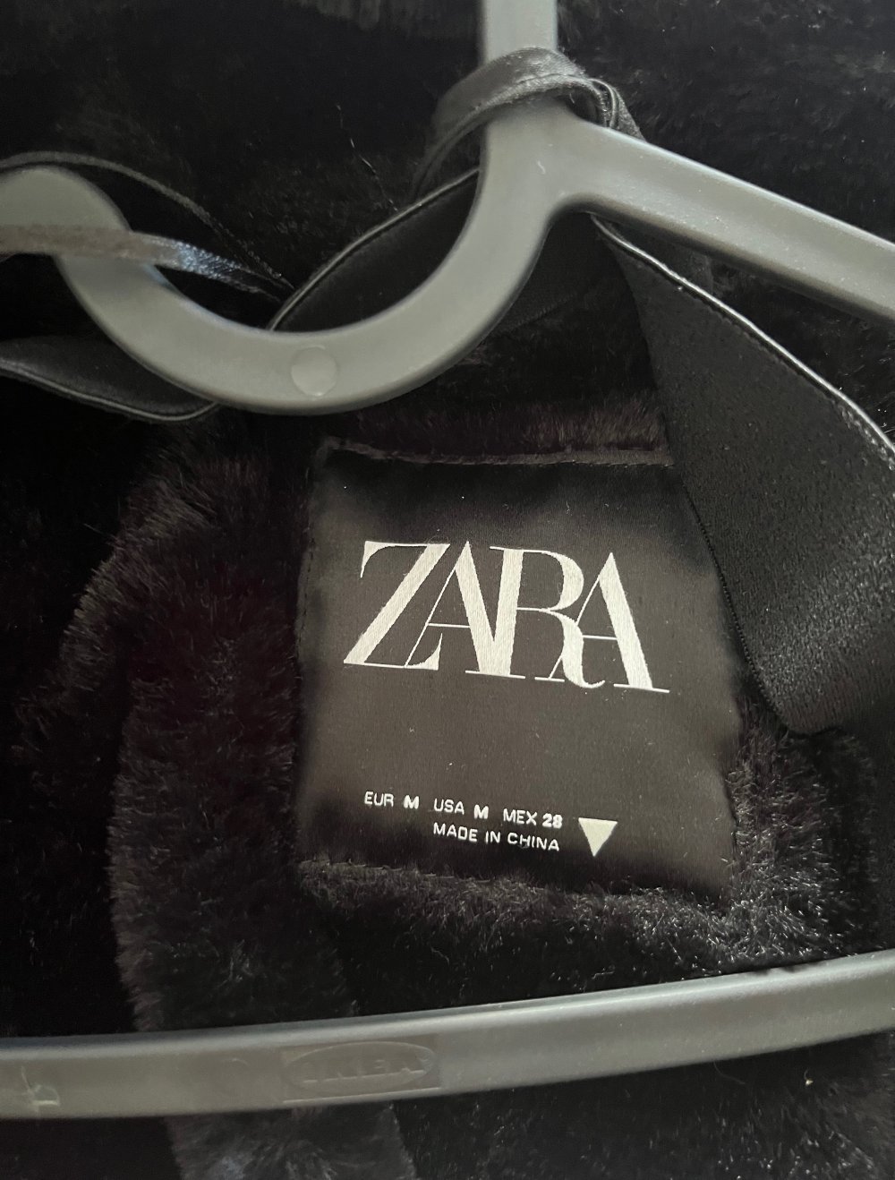 zara Damen winterjacke