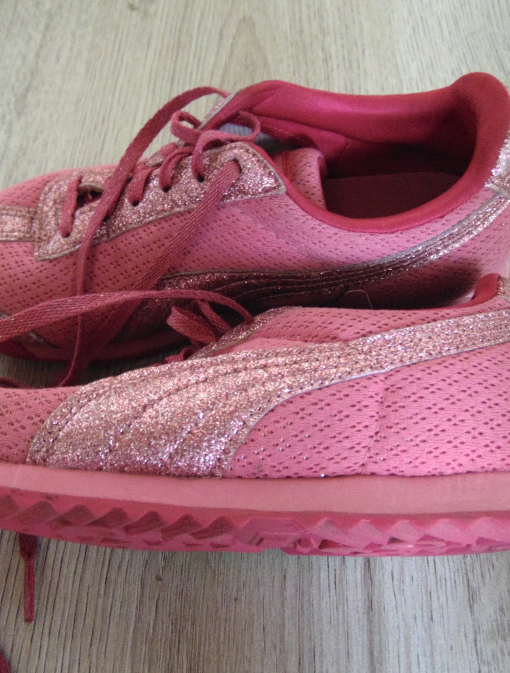 Puma Schuhe Sneaker Gr. 33