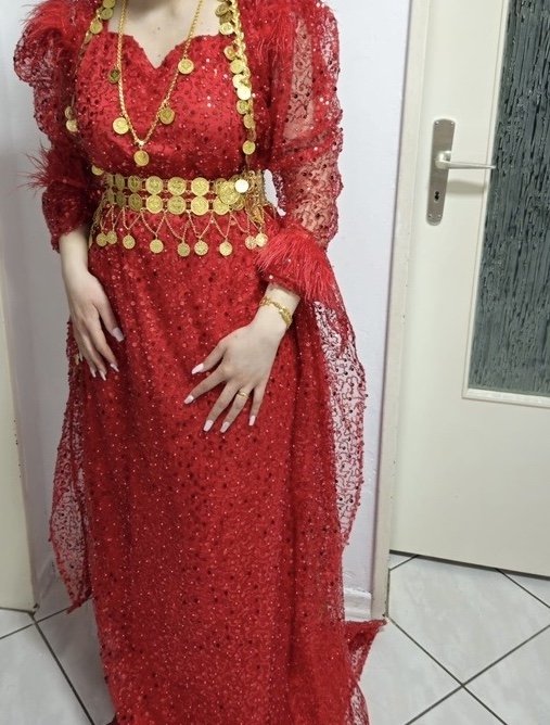 kurdische Kleid