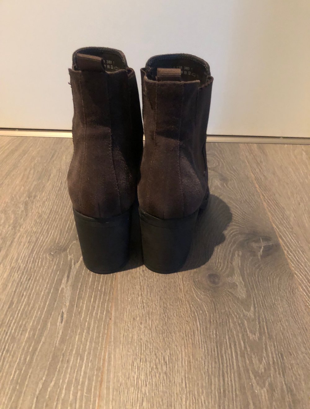 Braune Chelsea Stiefelette, Wildleder