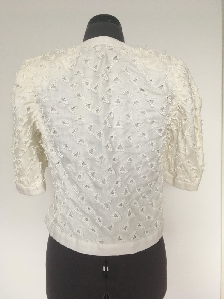 AKRIS of switzerland Bolero / Jacke mit Verzierungen, weiss creme - Gr. M / 38 - 100 % Leinen
