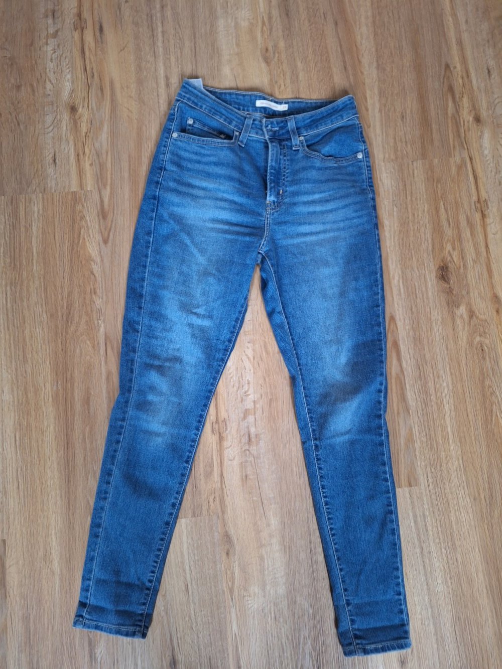 Levis high rise skinny Jeans 721