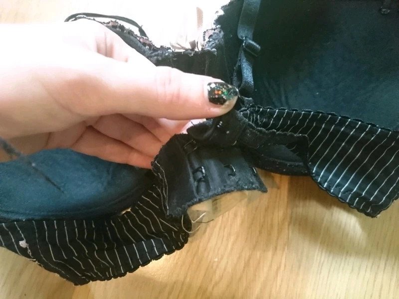 Nadelstreifen Bügel BH | Gr. 75B | schwarz weiß rosa | Lingerie