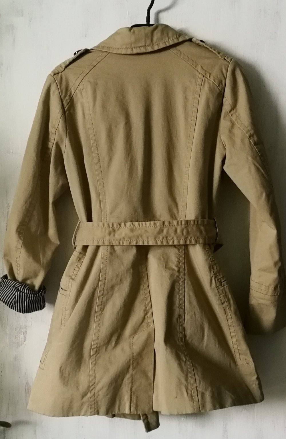 Trenchcoat H&M Jacke sexy Klassiker elegant zeitlose Langjacke Longjacket Beige Hornknöpfe