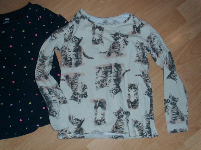 3 Langarmshirts von H&M, mit Motiven, Gr. 122/128
