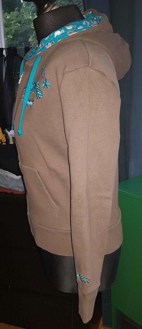 Gama-Go Hoodie Zip up Jacket Pistole Guns Limited Edition 2006 S