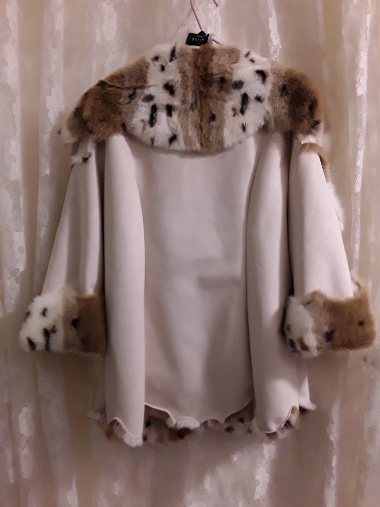 Glamouröse Jacke v. Kriss 