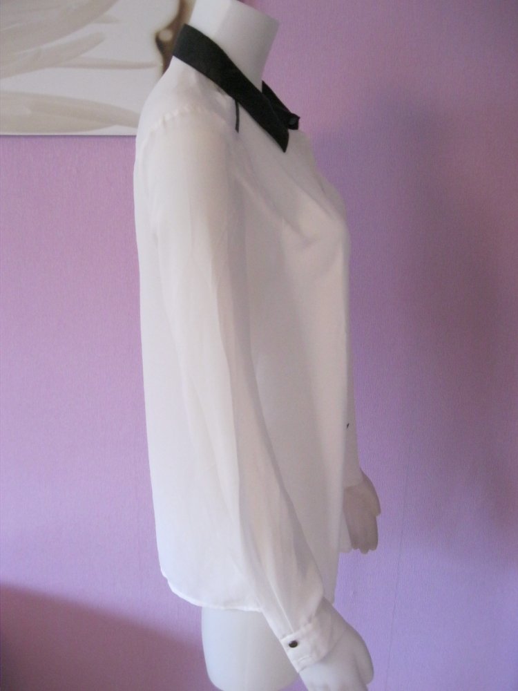 NEU # Bluse # Transparent # Only # Weiß / Schwarz # 38