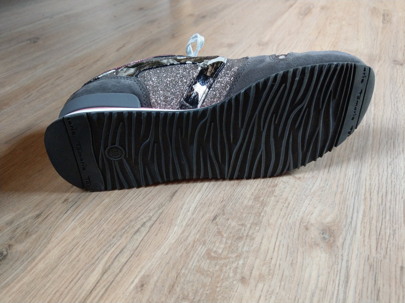 Turnschuhe Sneaker grau Glitzer Tamaris 