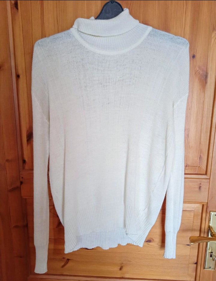 Rollkragenpullover hellgelb