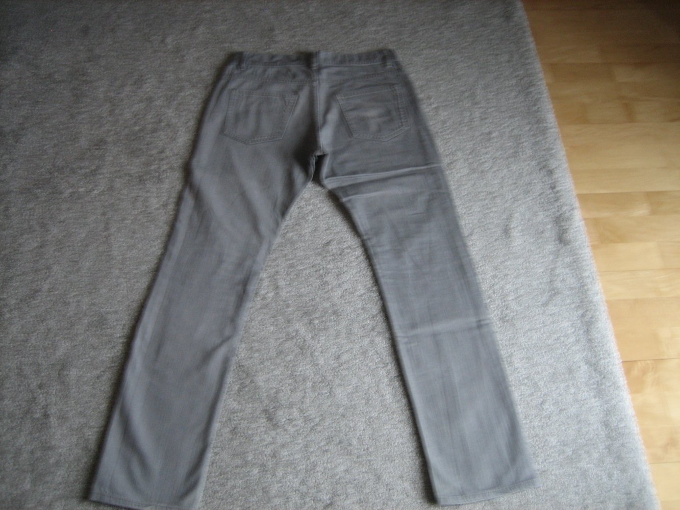Superlässige Herren-Jeans Gr. 48/50 - Hellgrau - sitzt hervorragend - toll kombinierbar!