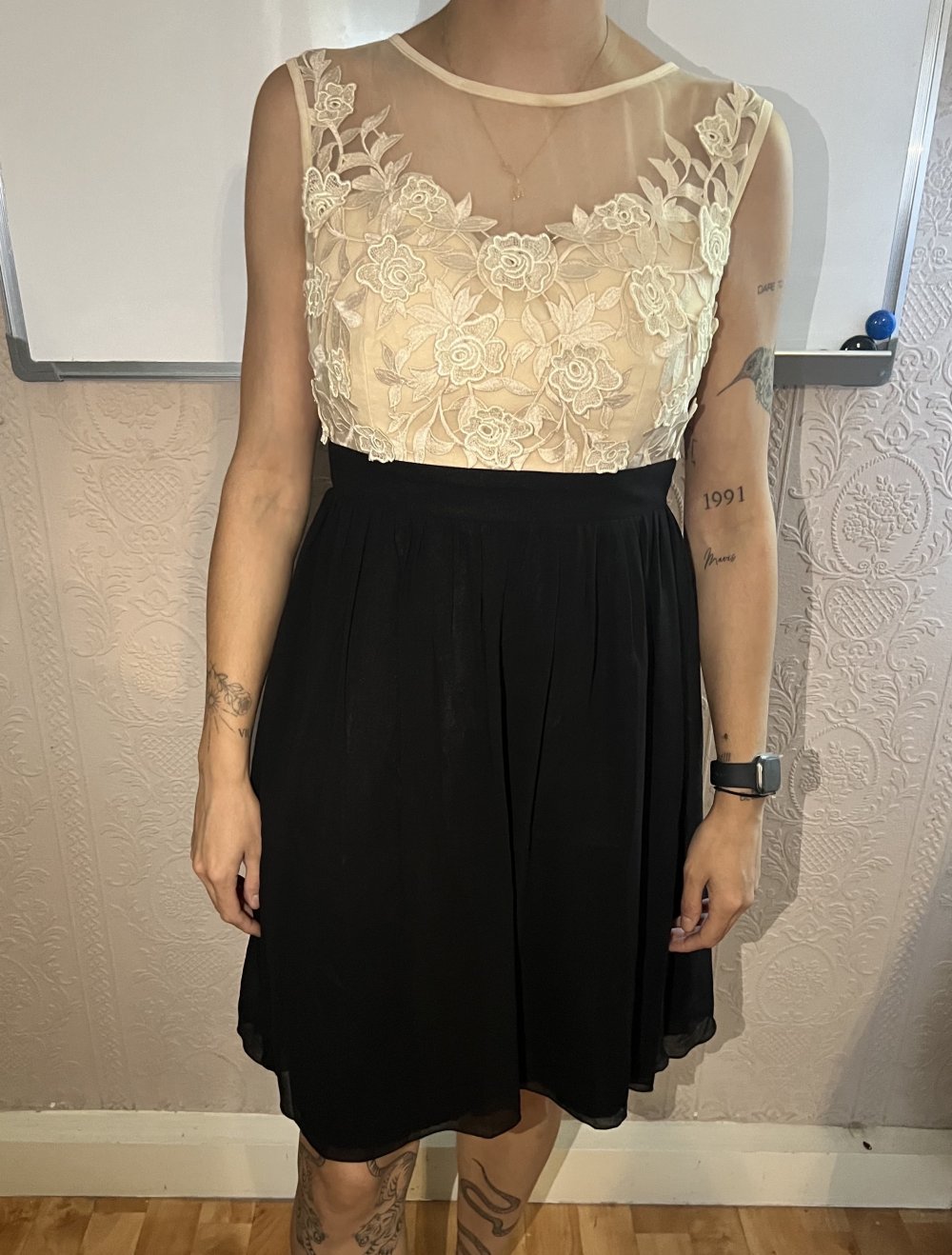 Abendkleid mit Stickerei