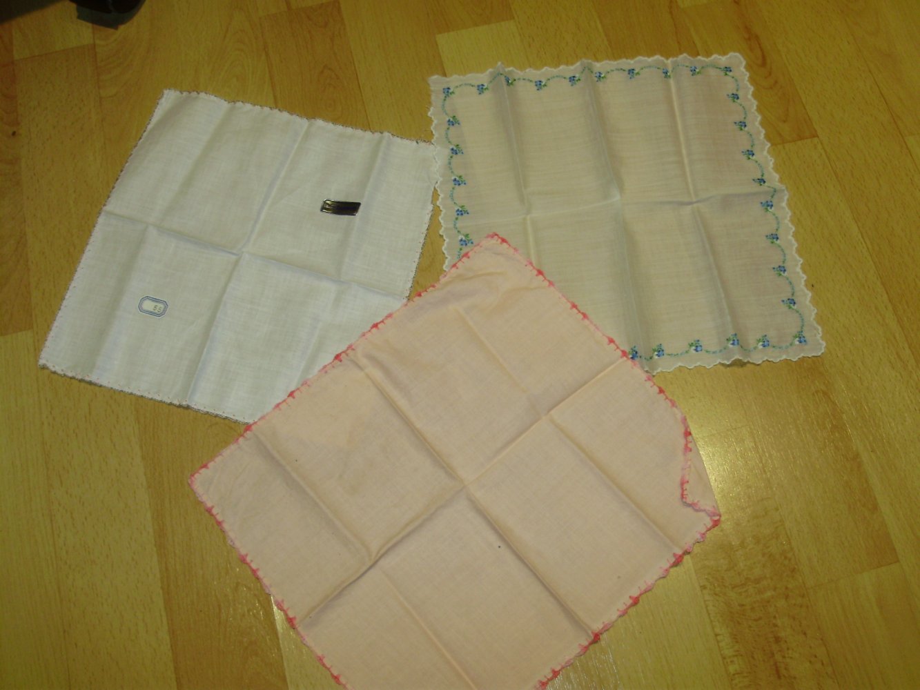 Taschentuch Set Vintage 3 x bestickt weiß blau rose NEU