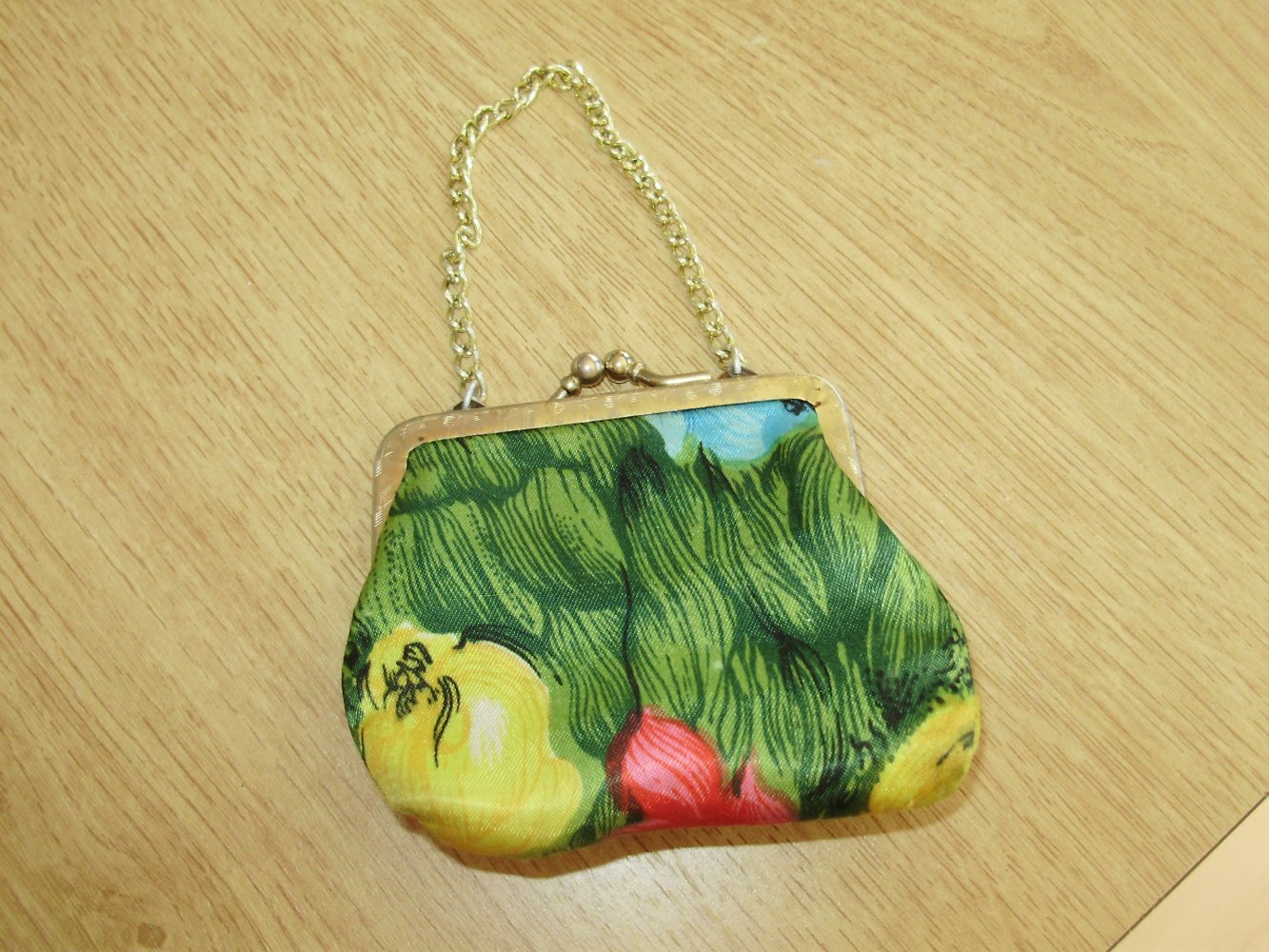 Vintage Geldbörse bunt goldene Kette