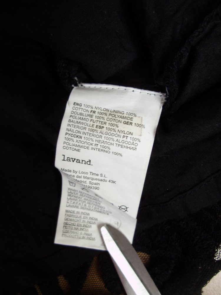 Lavand Rock knielang schwarz Spitze sehr elegant und ausgefallen Gr L