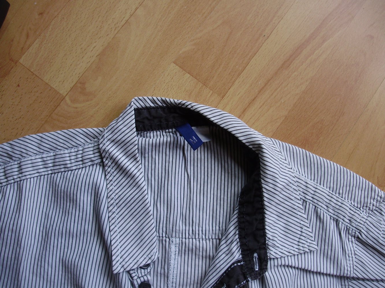 H&M Hemd KA weiß schmale Längsstreifen M