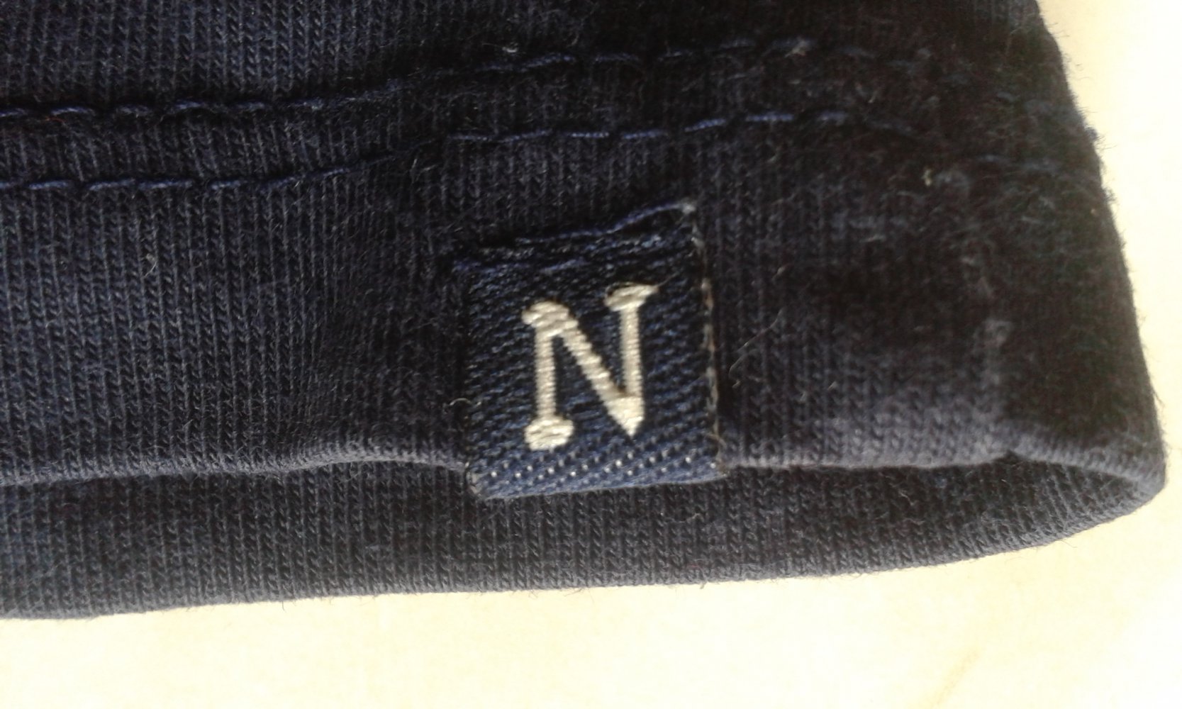 Noppies T-Shirt mit V-Ausschnitt