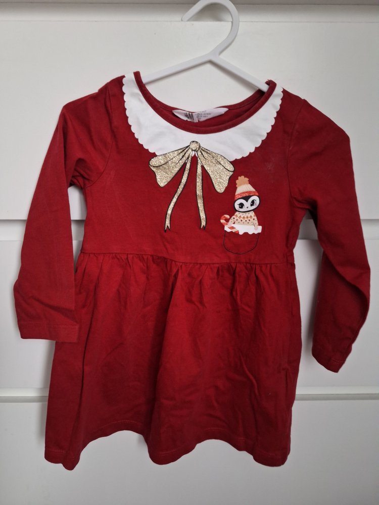 rotes Weihnachtskleidchen Gr. 92